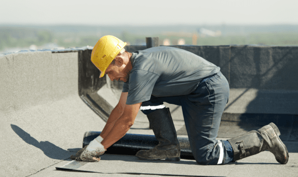 When Is the Best Time of Year to Replace a Commercial Roof?